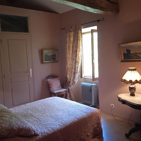 Bed and Breakfast Coucouhirondelle Brux Екстер'єр фото
