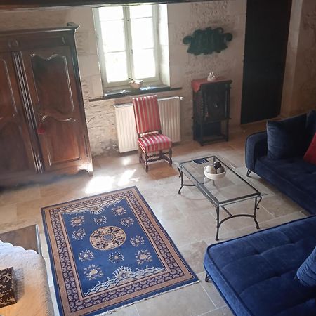 Bed and Breakfast Coucouhirondelle Brux Екстер'єр фото